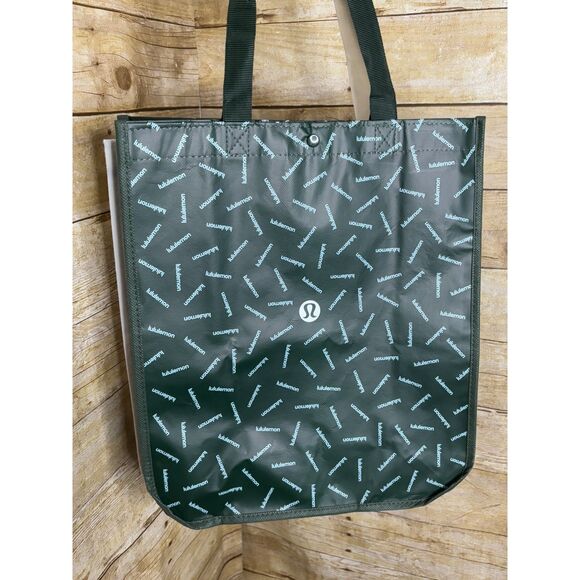 LULULEMON SHOPPING BAG BUNDLE 2 LARGE 3 SMALL - Picture 1 of 8